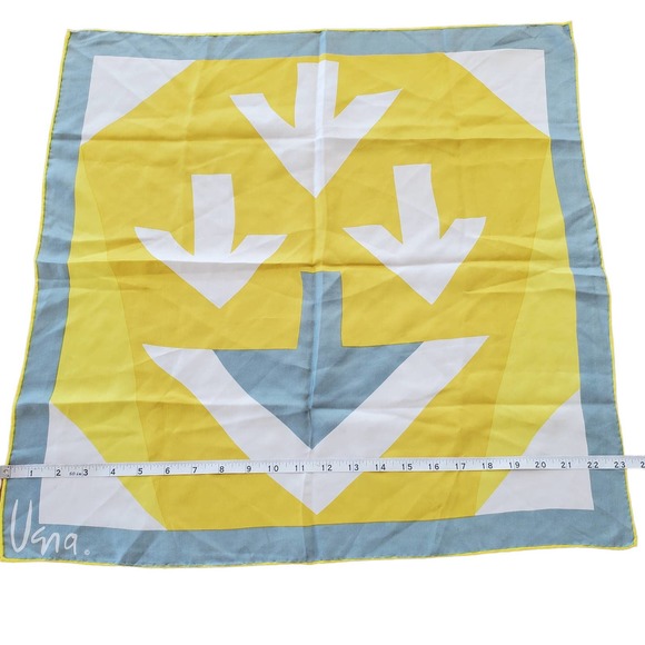LARGE SQUARE SCARF THE JEWELLED ARROW main image 1